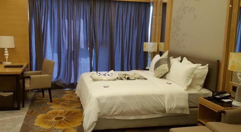 Wanning Yingbin Hotel Экстерьер фото