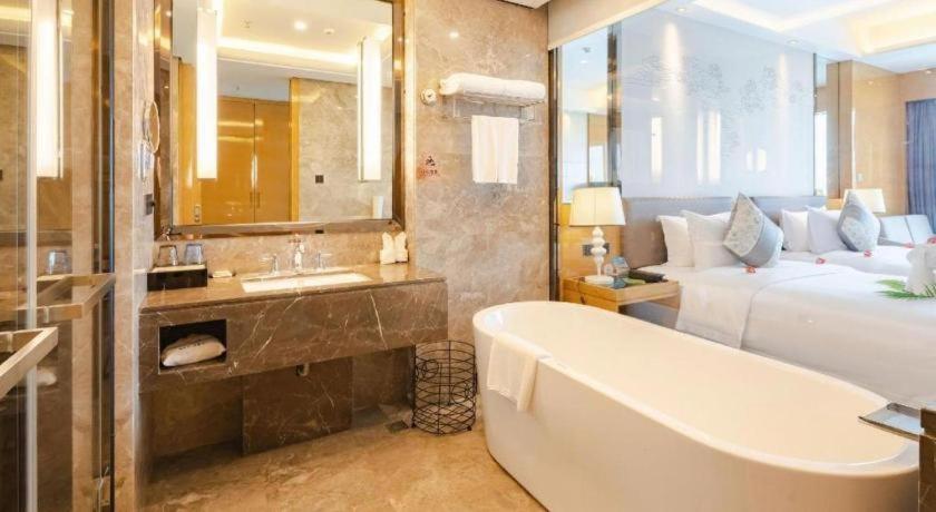 Wanning Yingbin Hotel Экстерьер фото